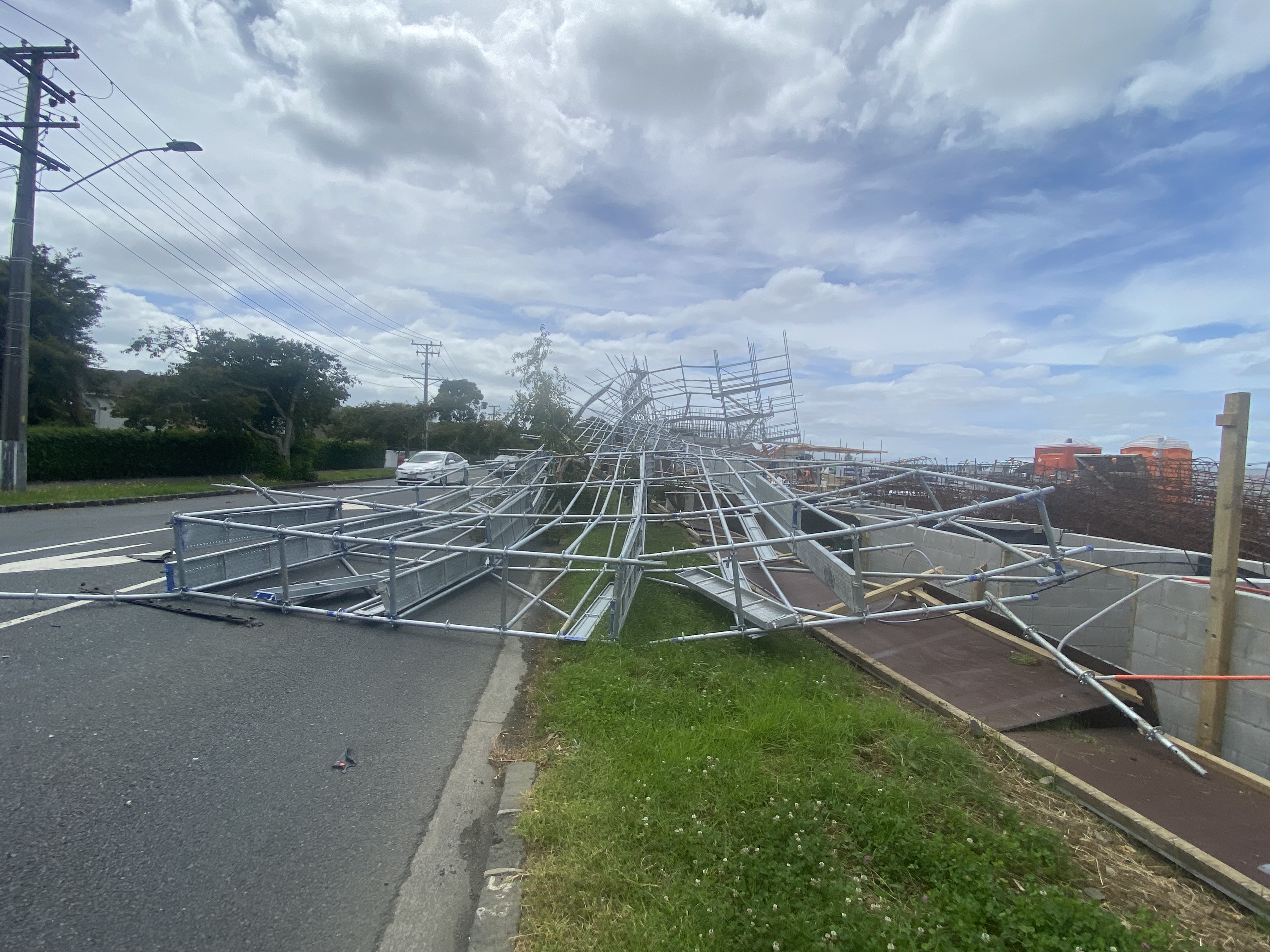 Collapsed scaffolding had basic safety flaws - PR